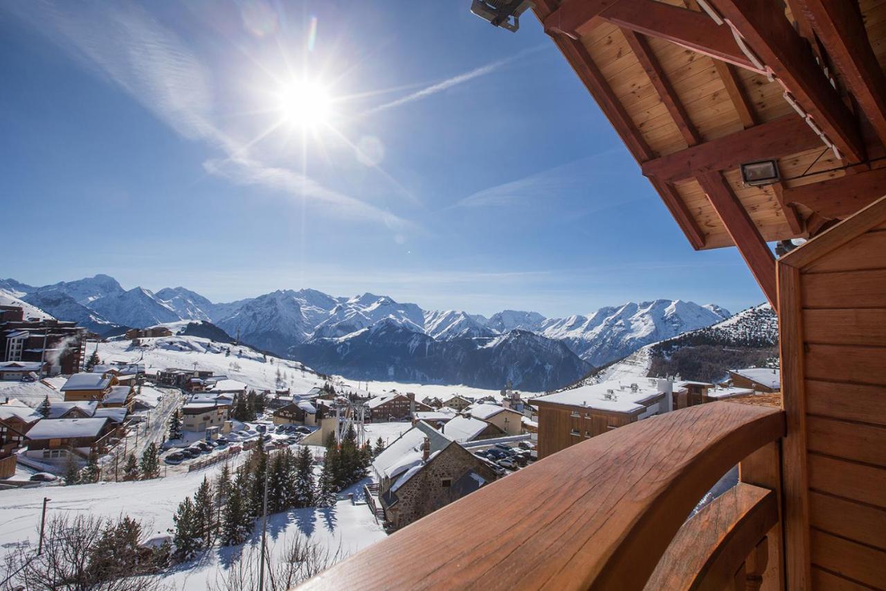 Grandes Rousses Hotel & Spa ラルプ・デュエ エクステリア 写真 View of the resort
