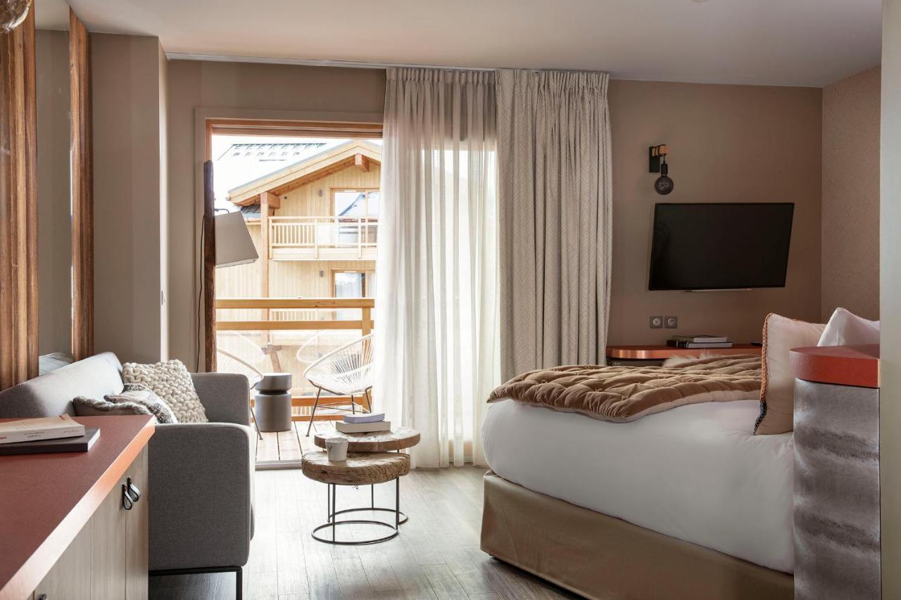 Grandes Rousses Hotel & Spa ラルプ・デュエ エクステリア 写真 A room at the Hotel