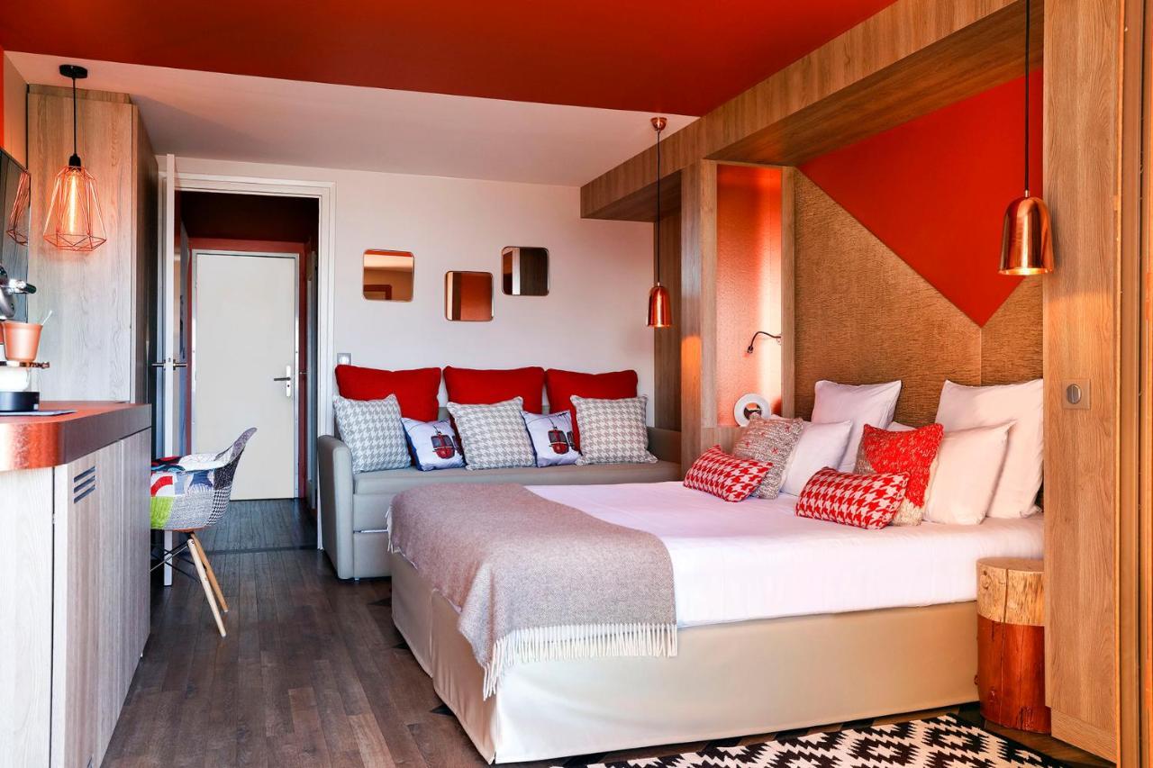 Grandes Rousses Hotel & Spa ラルプ・デュエ エクステリア 写真 A typical studio apartment