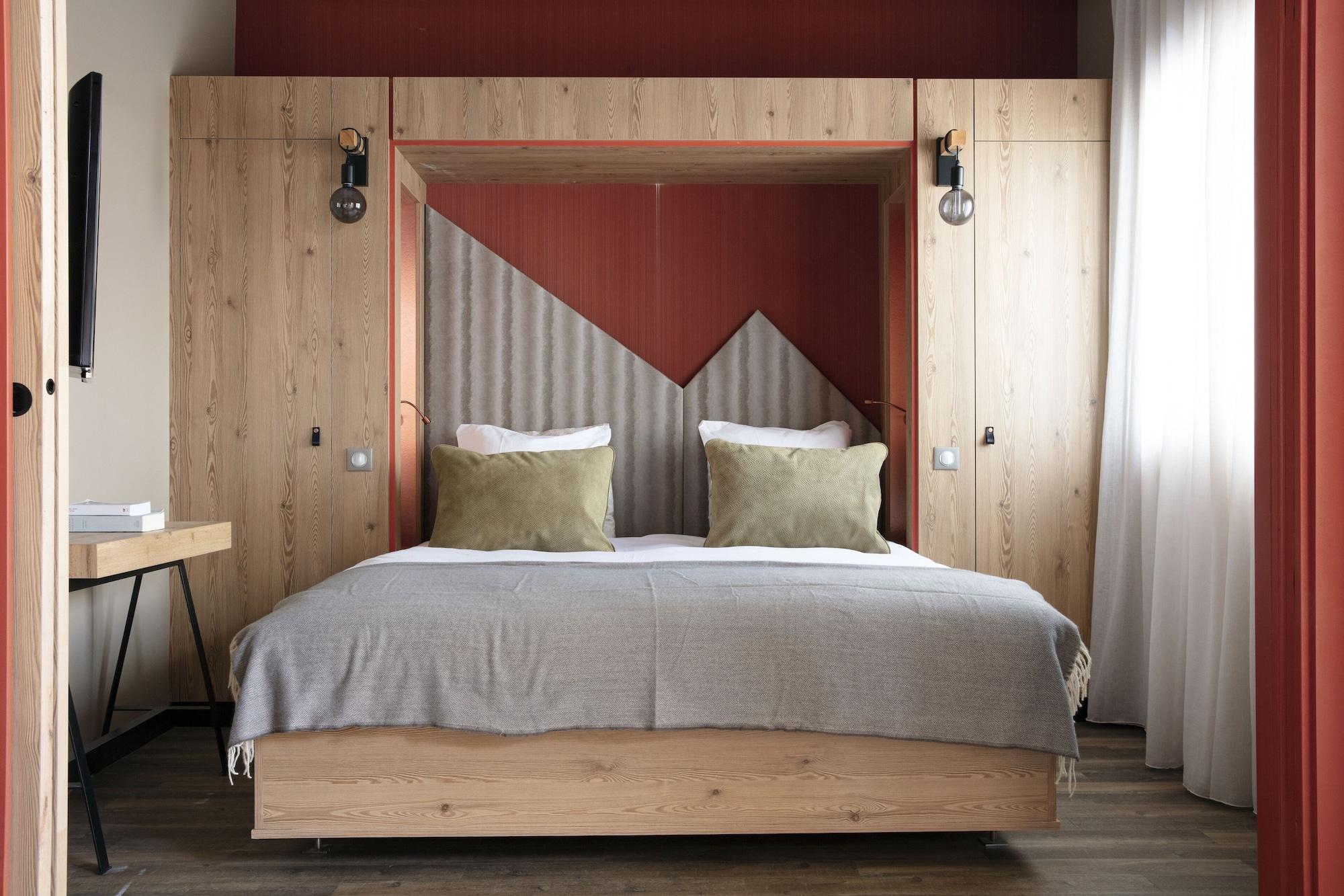 Grandes Rousses Hotel & Spa ラルプ・デュエ エクステリア 写真 A room at the hotel